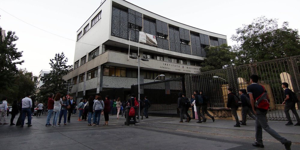 Instituto Nacional alumnas