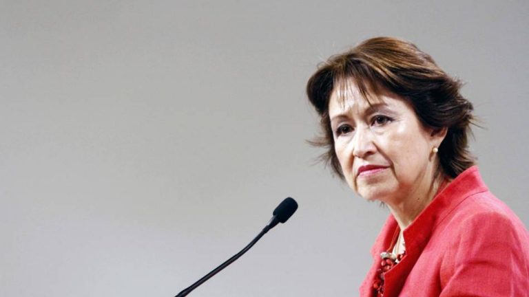 Expresidenta del TC acusó a María Luisa Brahm de maltrato a funcionarios