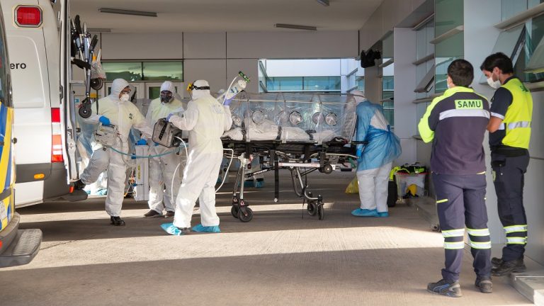 Coronavirus casos covid-19 pandemia