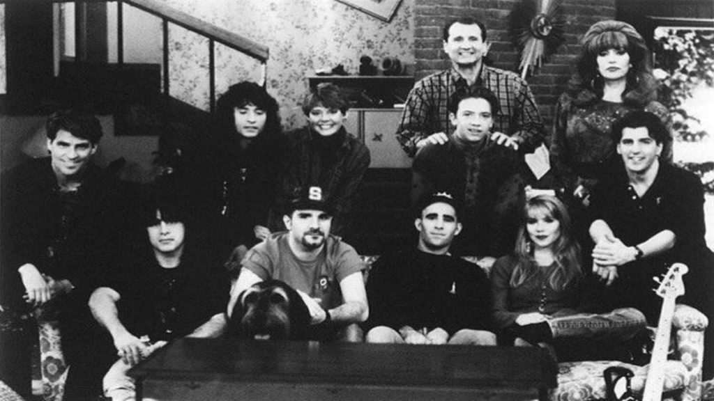 ANthrax Married With Chilren Cast Photo (1)