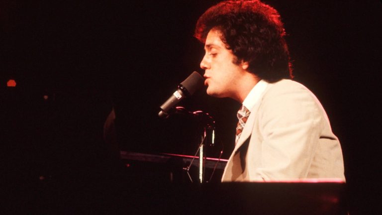 Billy Joel 1977 Getty Web