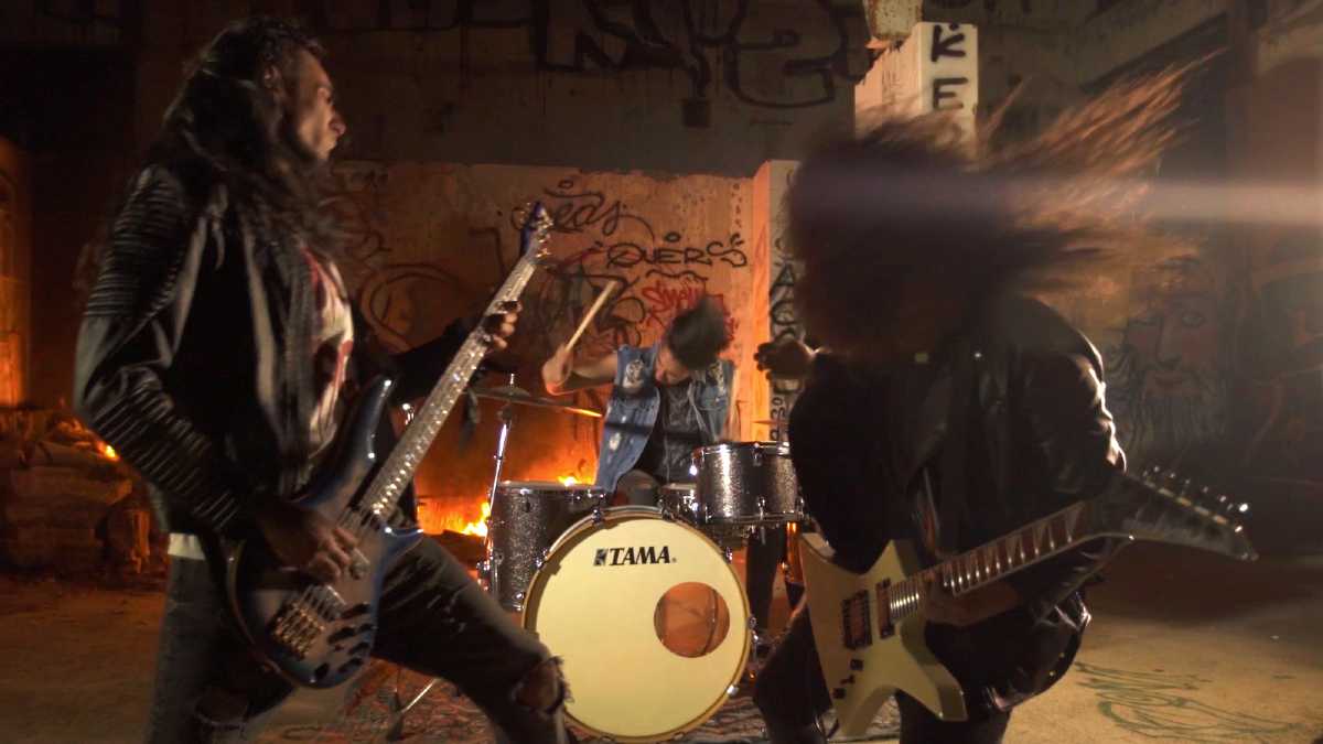 Windy Rage Wild Rage lanza su primer video “No Regrets” — Futuro Chile