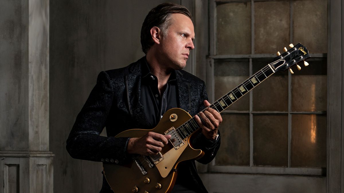 Joe Bonamassa estrenó su video "Notches", adelanto de nuevo disco