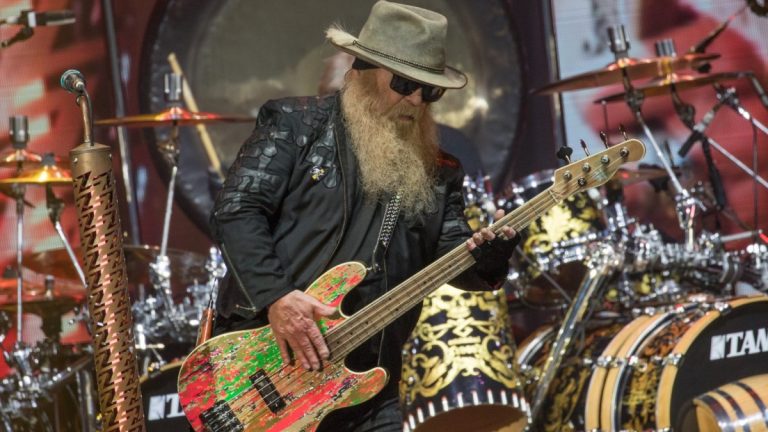 Dusty Hill 2019