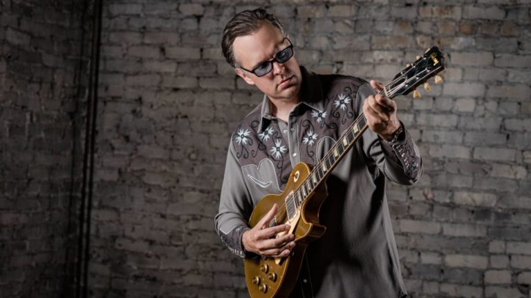 JOEBONAMASSA1