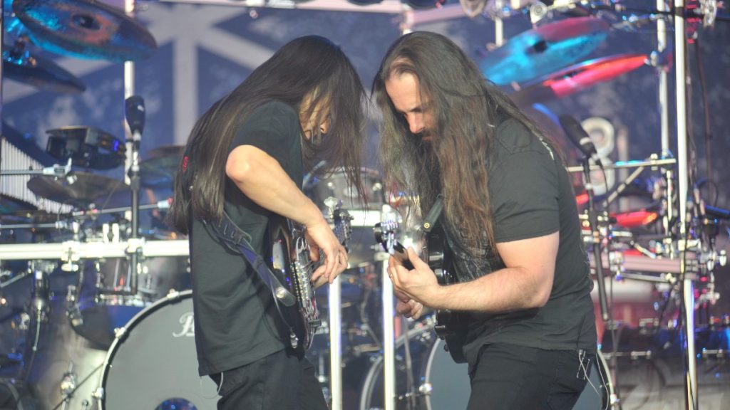 DREAMTHEATER1