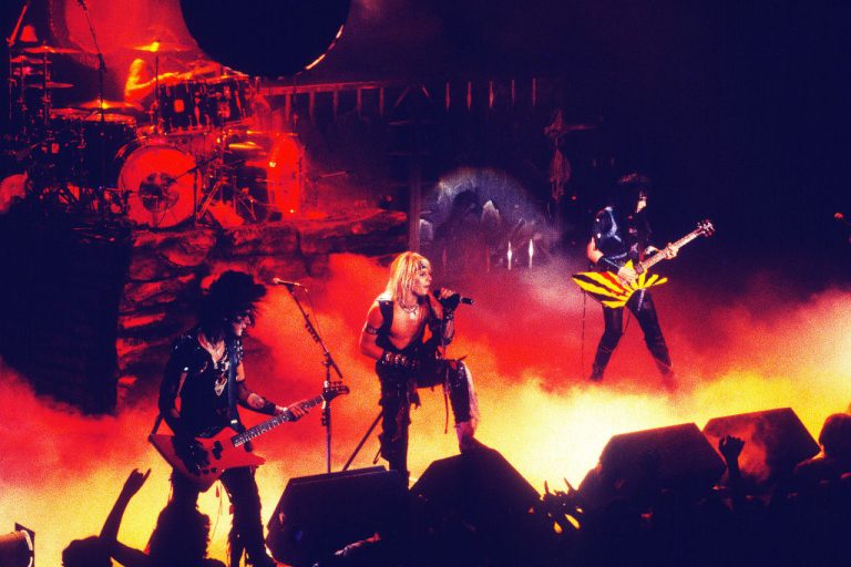Motley Crue Live, .