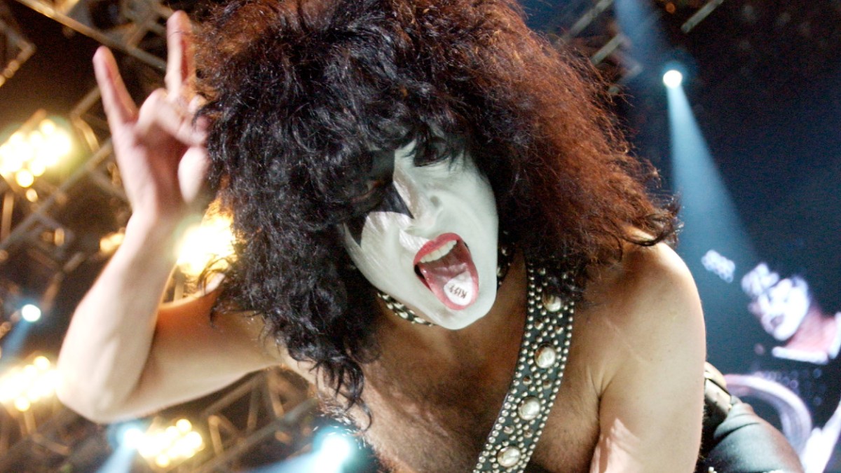 Kiss lanzará nuevo disco en vivo de su serie «Off The Soundboard»