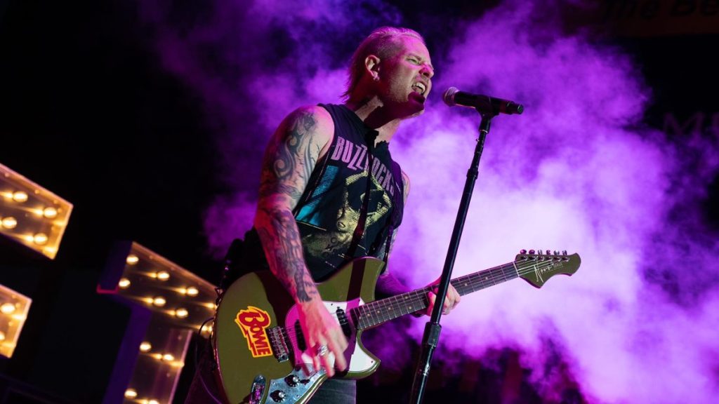 COREYTAYLOR1