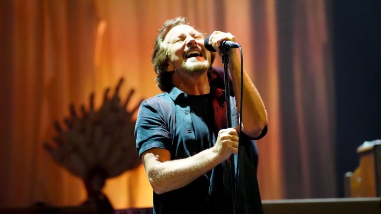 Eddie Vedder 2022 Los Angeles Getty Web