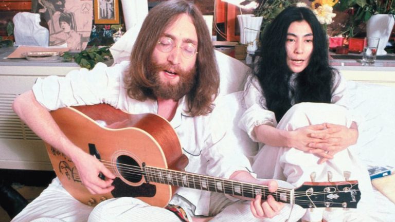 John Lennon Yoko Ono Give Peace A Chance