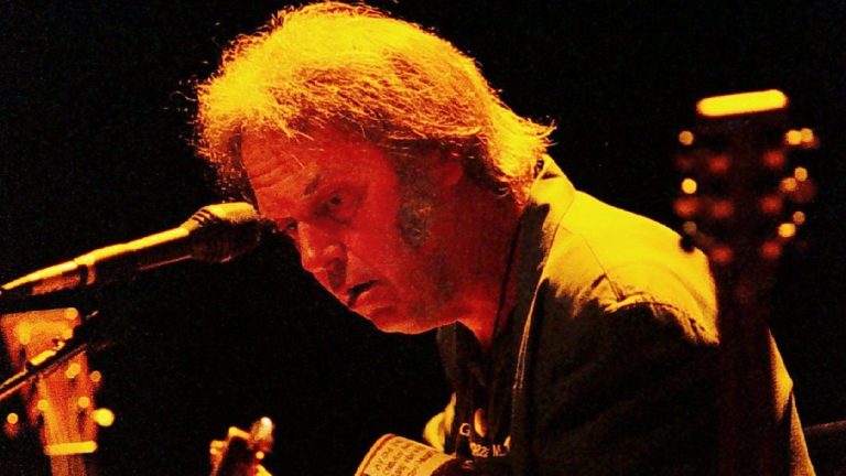 Neil Young 2000 Getty Web