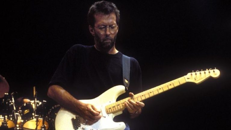 Eric Clapton Blues Fender Web