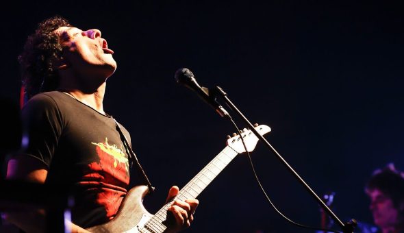 Divididos en Chile 2006: la aplanadora del rock en el Teatro Teletón