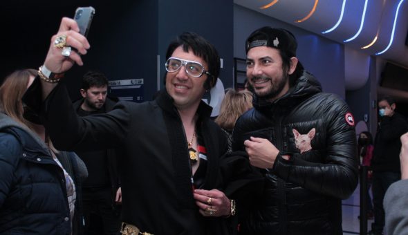 Elvis, la película: La Radio del Rock se empapó del espíritu de su «Rey»