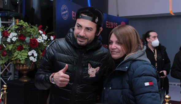 Elvis, la película: La Radio del Rock se empapó del espíritu de su «Rey»