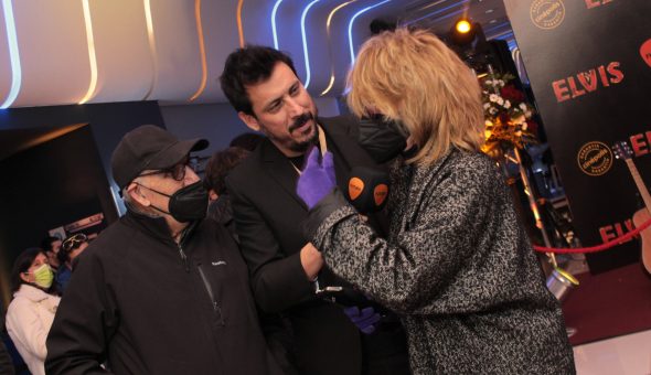 Elvis, la película: La Radio del Rock se empapó del espíritu de su «Rey»