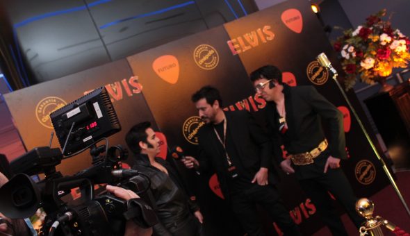 Elvis, la película: La Radio del Rock se empapó del espíritu de su «Rey»