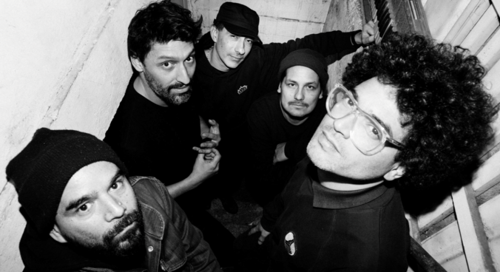 Como Asesinar A Felipes