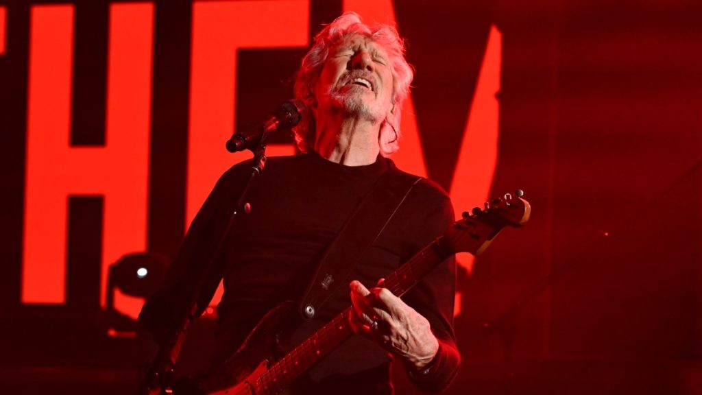 Roger Waters 2022 Colbert Getty Web