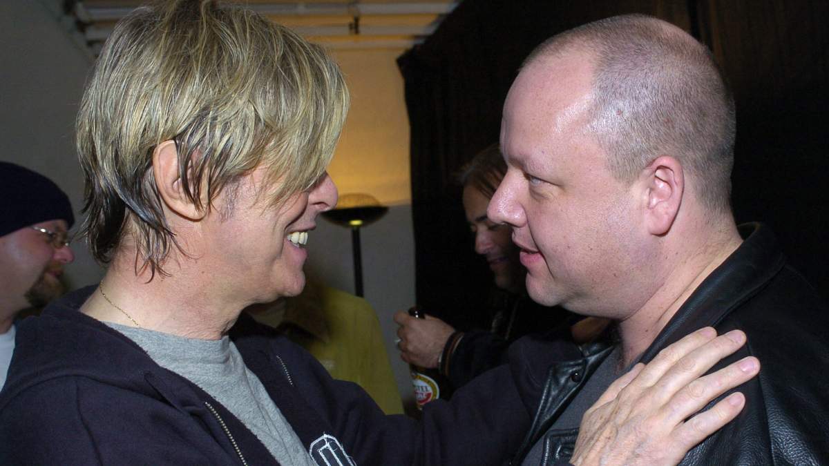 Pixies revela cercana relación con David Bowie: Los invitó a comer — Futuro Chile