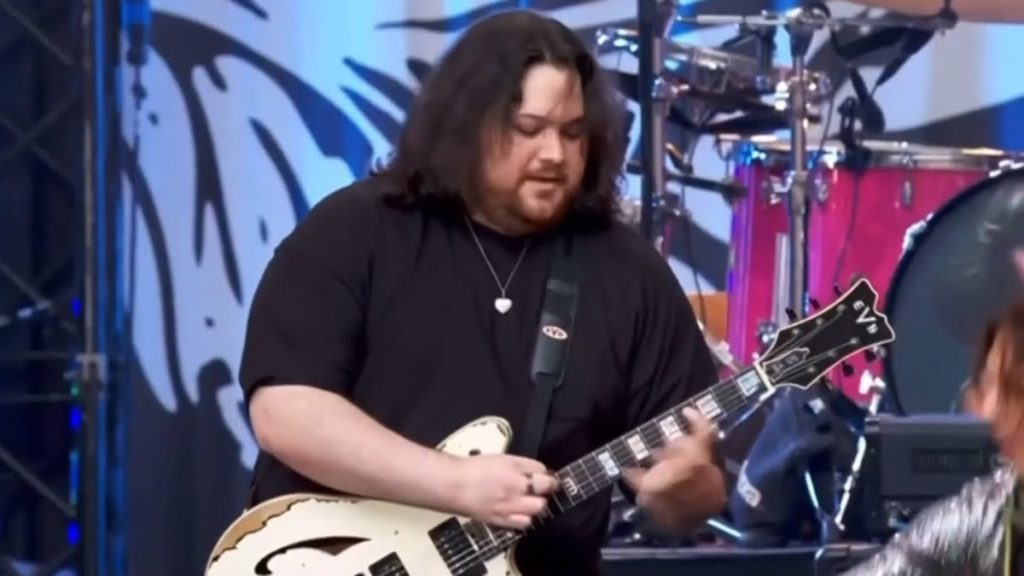 Wolfgang Van Halen Taylor Hawkins Tributo Web