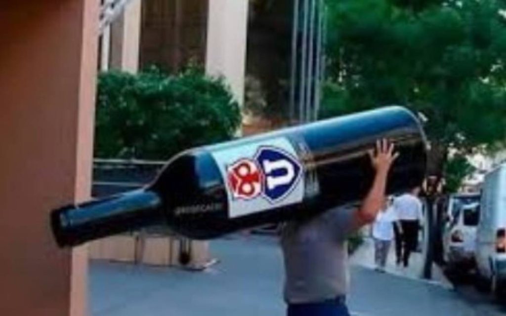 clásico universitario