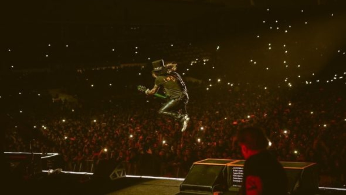 Guns N' Roses: Slash se hizo viral por movimiento al cerrar show ...