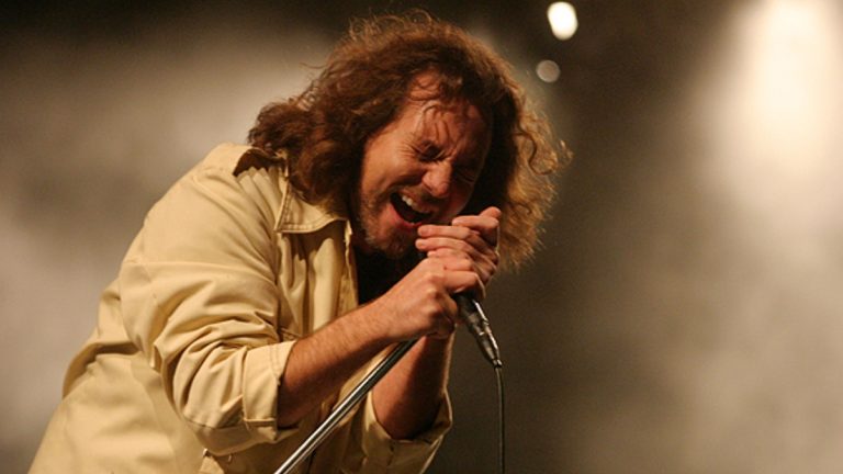 Pearl Jam Chile 2005 Eddie Vedder Web