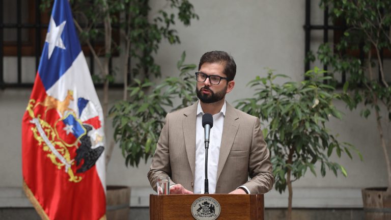 Gabriel Boric Medidas Ayudas Bono A_UNO_1424775 Web