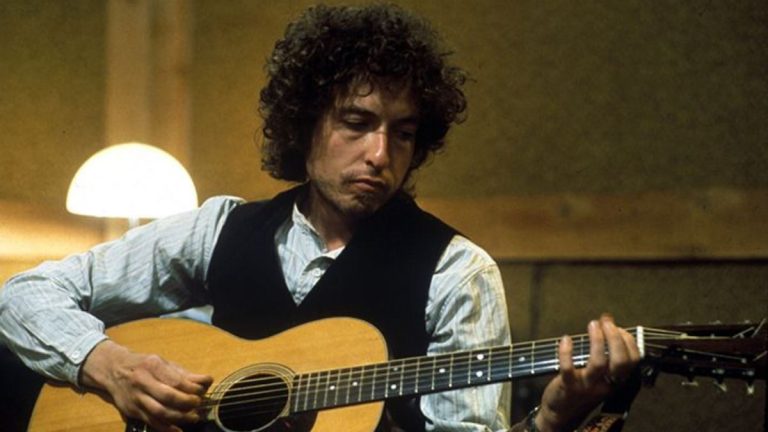 Bob Dylan 1975 Martin Web