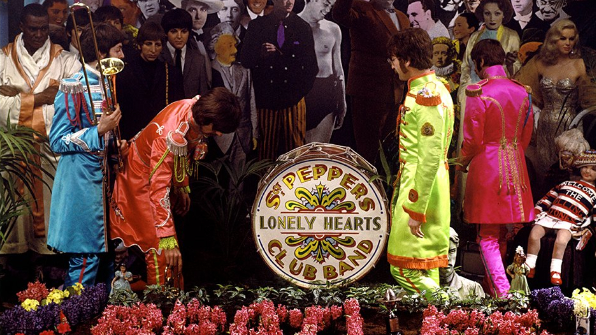 The Beatles el día en que posaron para la portada de "Sgt Pepper's