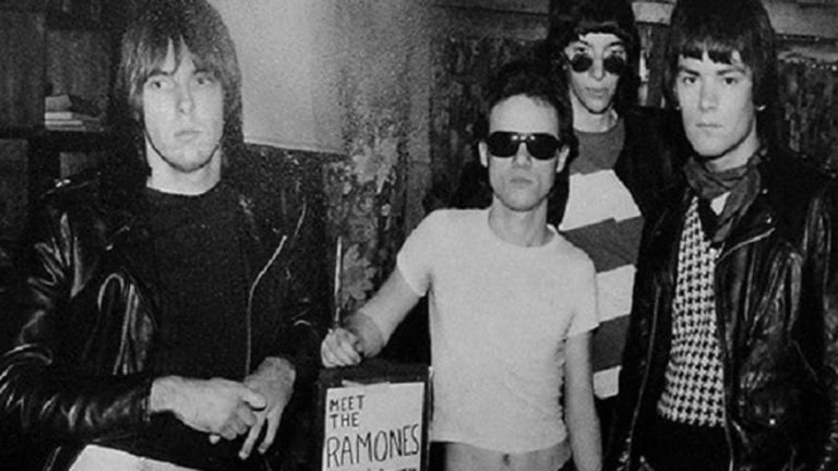 Ramones 1974 Primer Show Web
