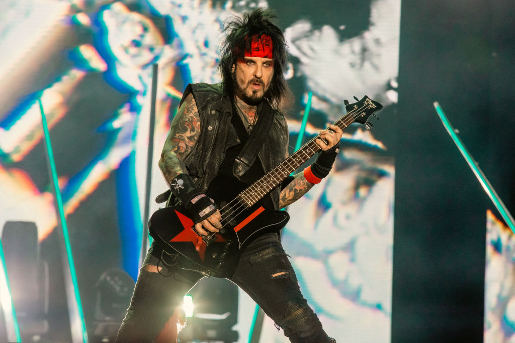 Nikki Sixx