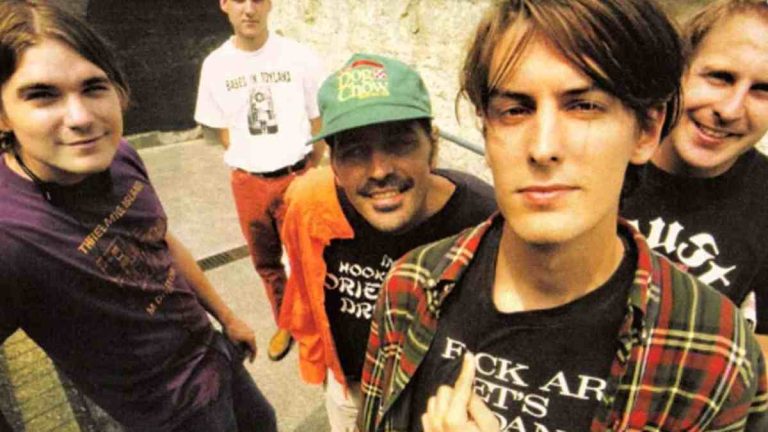 Pavement 1992 Web