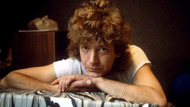 Robert Plant 1982 Web