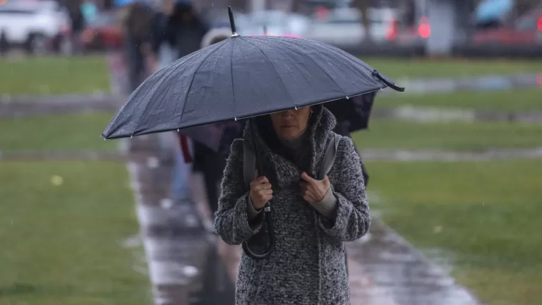 Lluvia Santiago