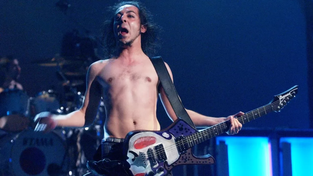 Daron Malakian 2002 Getty Web