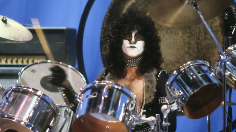 Eric Carr Kiss Gety Web