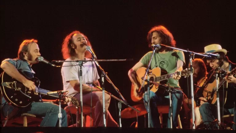 Crosby Stills Nash Young 1974 Wembley Web