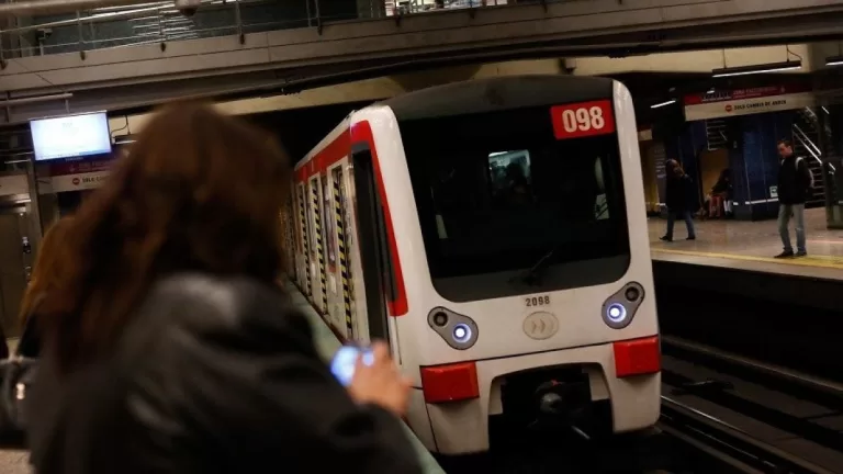 Metro Santiago 27 Septiembre Web
