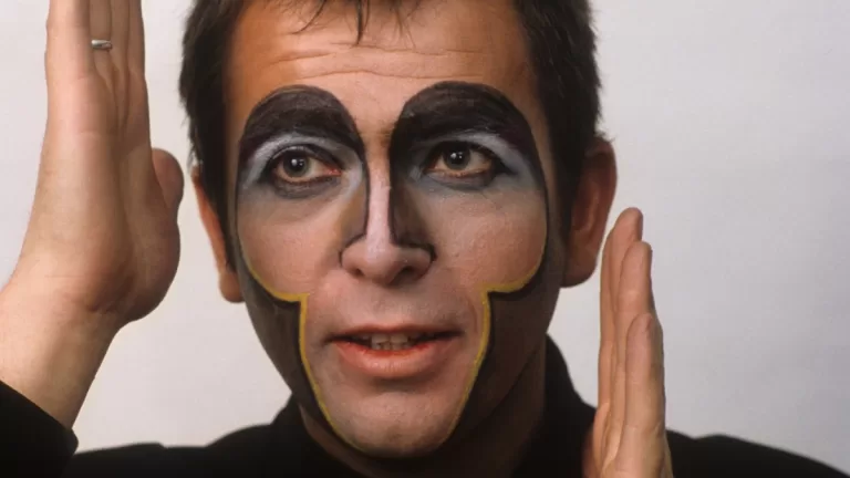 Peter Gabriel 1982 Promo Getty Web