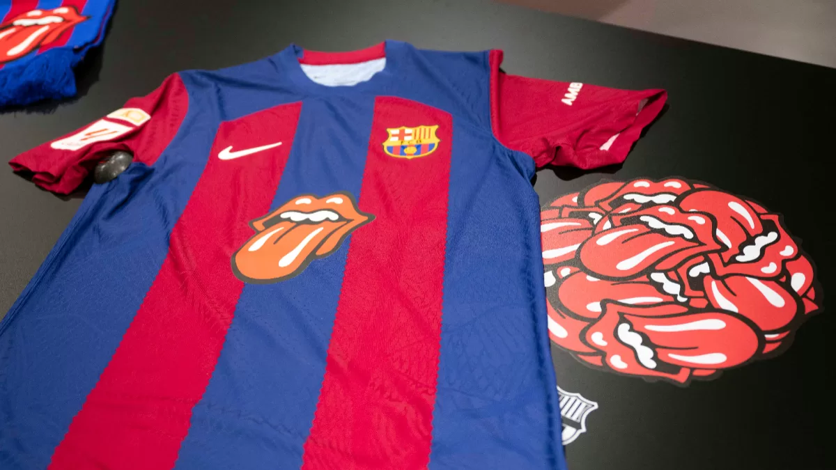 FC Barcelona: El Barça jugará contra el Real Madrid con el logo de los  Rolling Stones en la camiseta