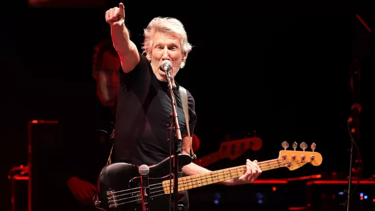 Roger Waters 2016 Desert Trip Getty Web