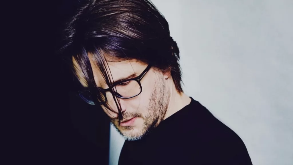 Steven Wilson 2023 Promo 02 Web