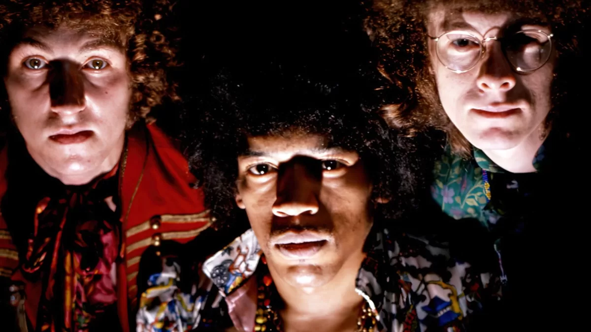 Jimi Hendrix ampliando sus horizontes con "Axis Bold as Love
