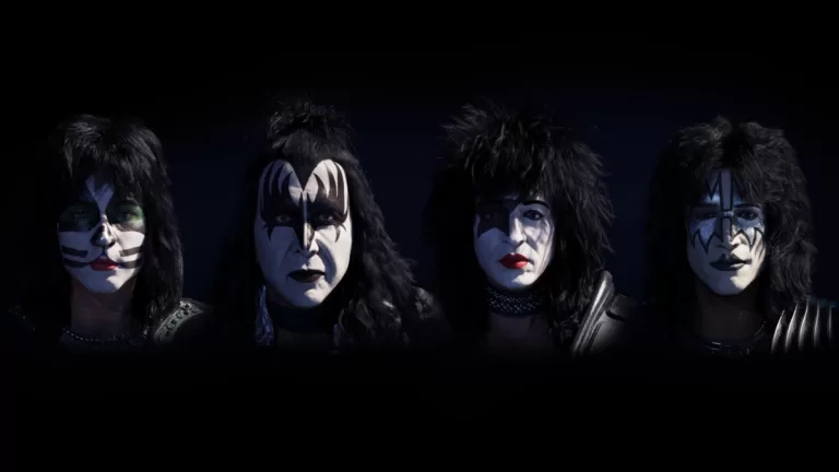 Kiss New Era Web