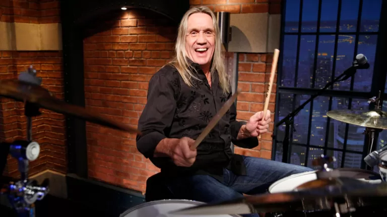 Nicko McBrain