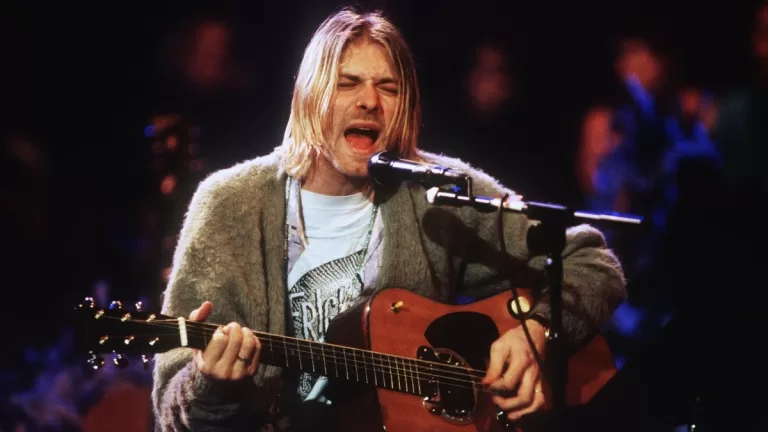 Kurt Cobain 1993 Unplugged Alta Web