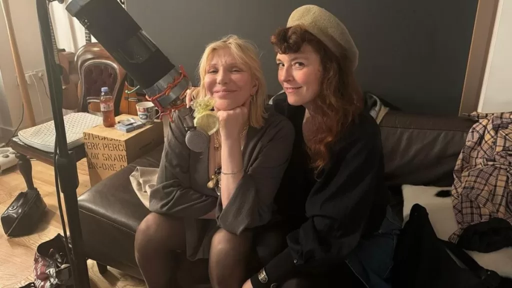 Hole 2024 Courtney Love Estudio Web